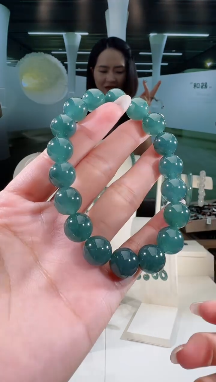 未镶嵌手串翡翠纯天然A货翡翠手串（多样性发其一）