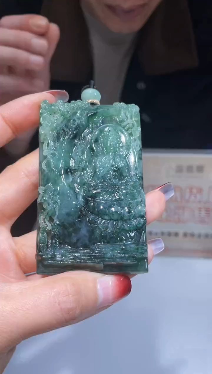 【闪购商品】定制翡翠未镶嵌不退不换随机发CMH1件-A