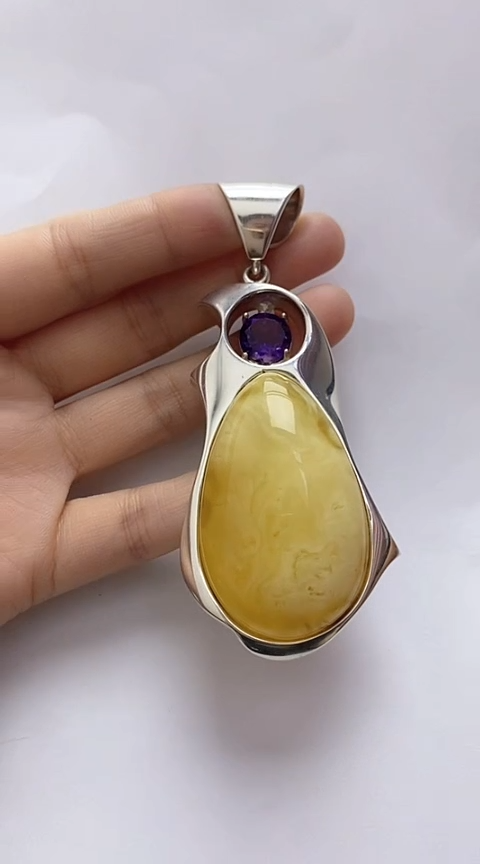 【闪购商品】琥珀裸石银S925镶嵌蜜蜡吊坠
