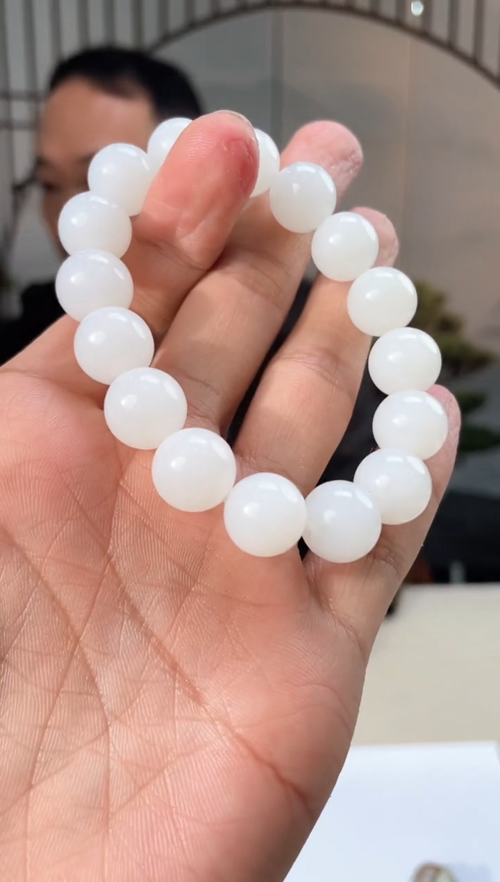 【闪购商品】定制和田玉和田玉（多样性拍一发一带证）120158