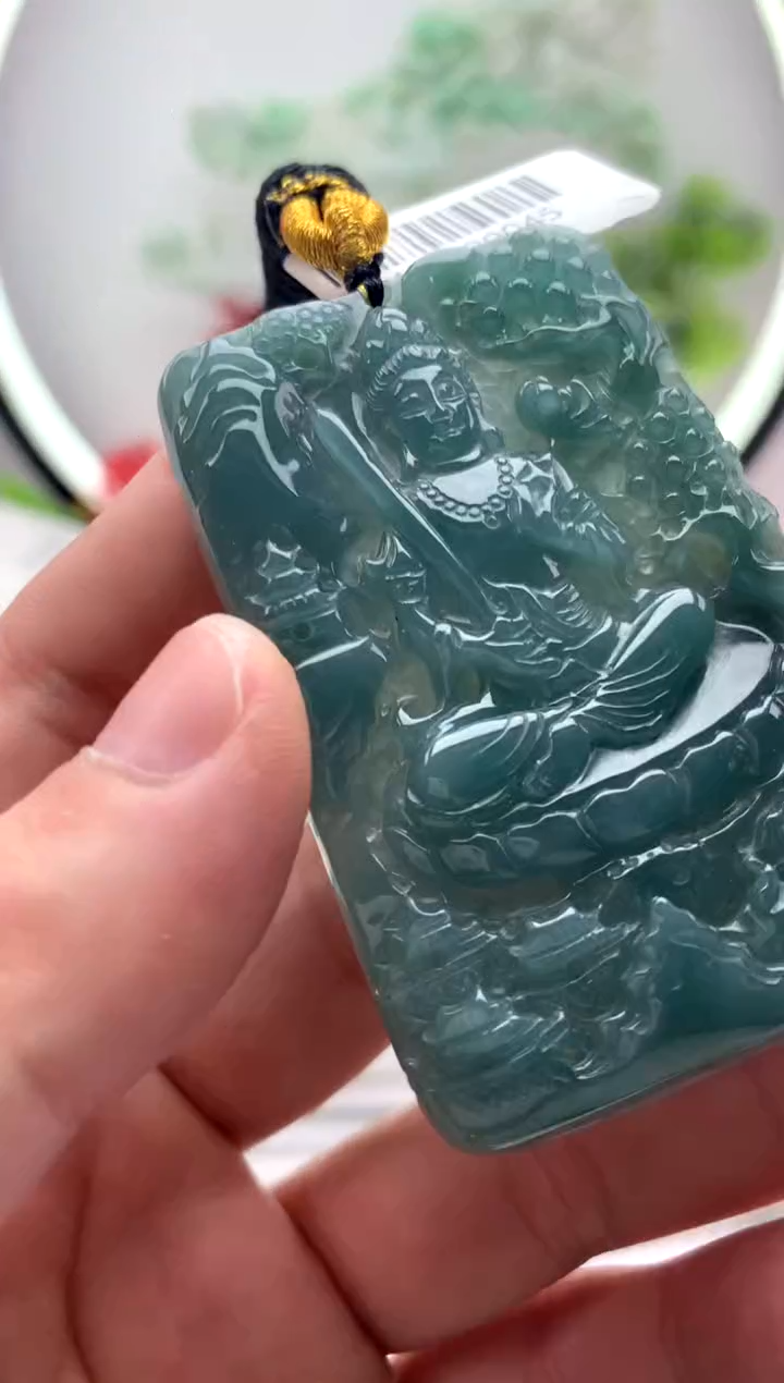【闪购商品】翡翠颈饰未镶嵌虚空藏