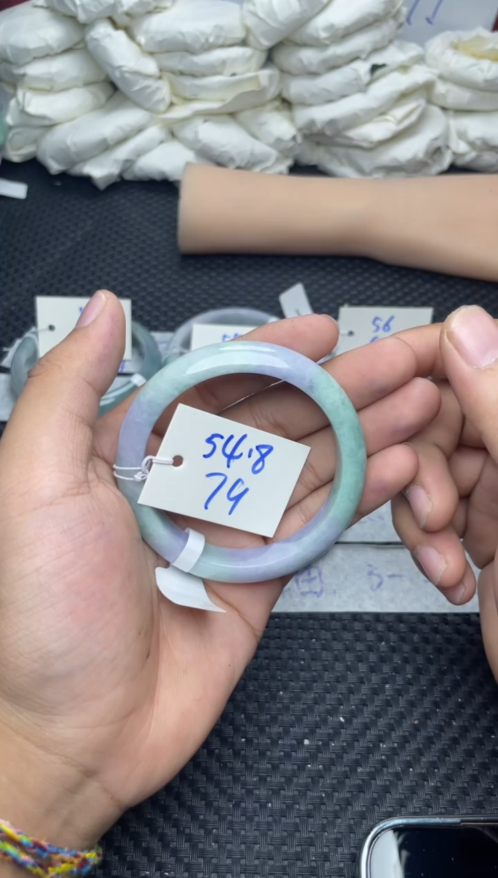 未镶嵌手镯翡翠?***烊79