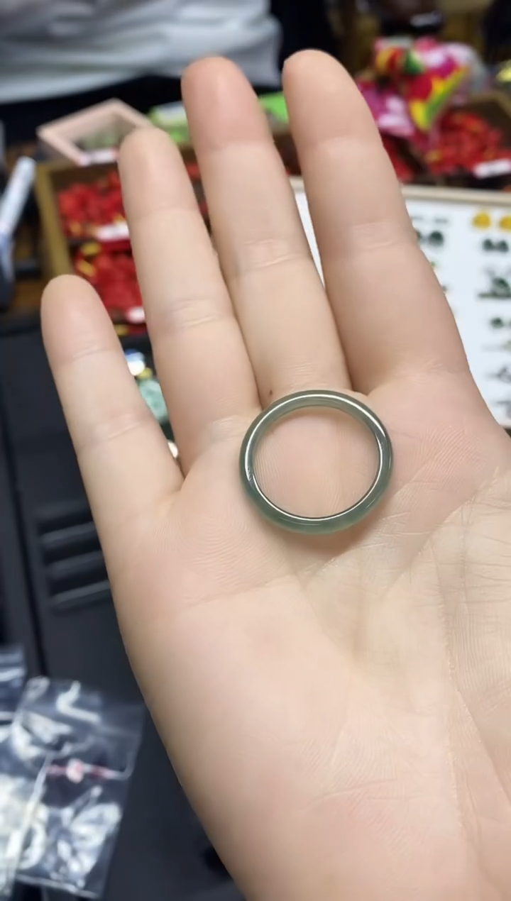 未镶嵌戒圈翡翠财**?蓝冰戒圈