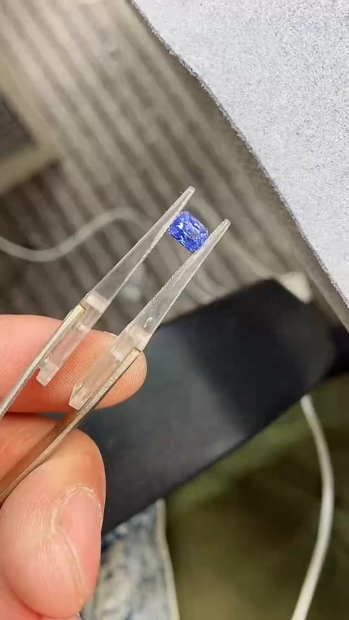 【闪购商品】蓝宝石裸石未镶嵌1.03
