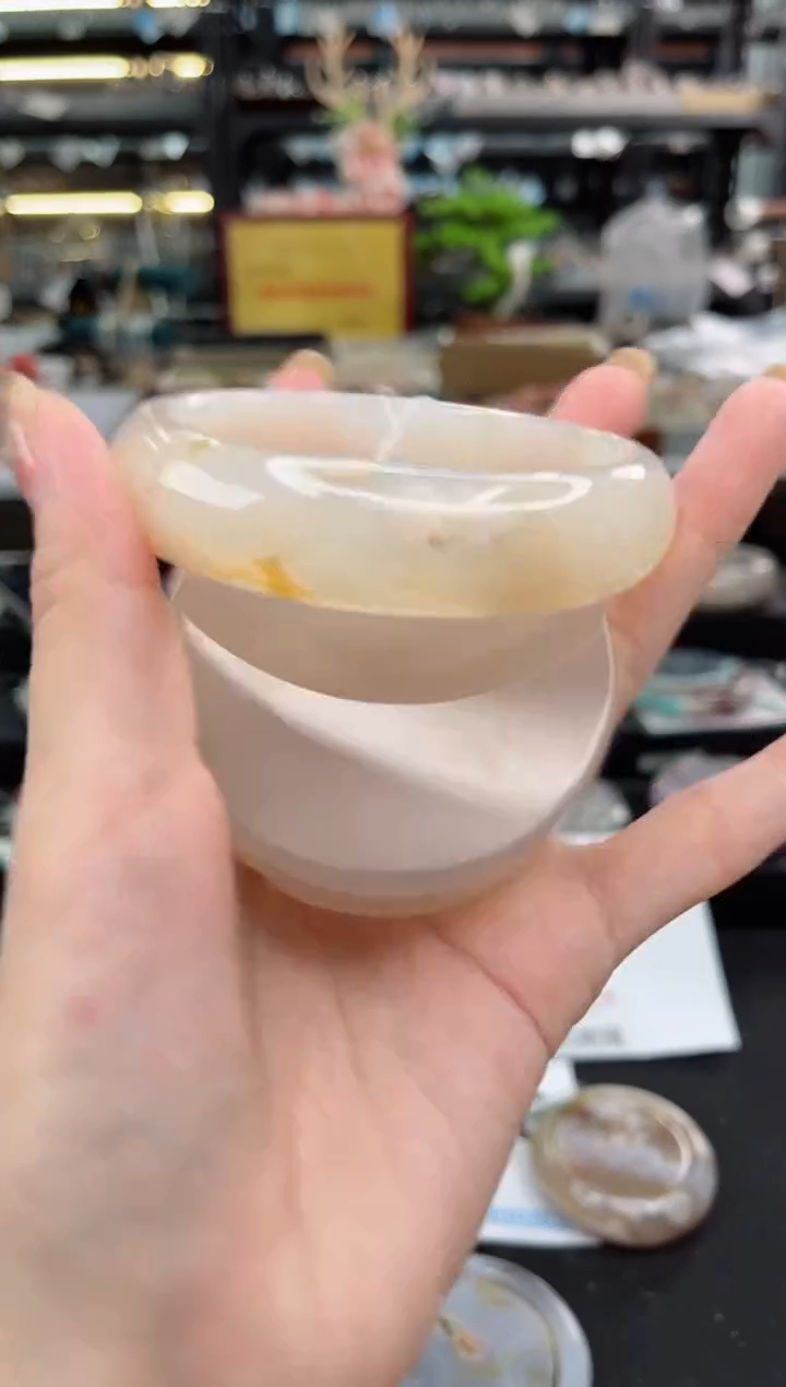 【闪购商品】石英质玉手镯未镶嵌63圈口（赠品镯心）1510202