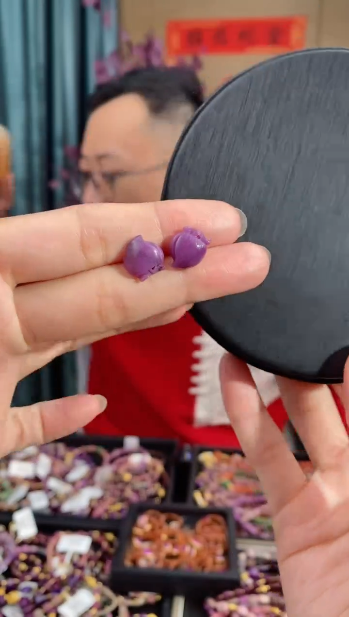 【闪购商品】苏纪石（舒俱来）耳钉18K金镶嵌127
