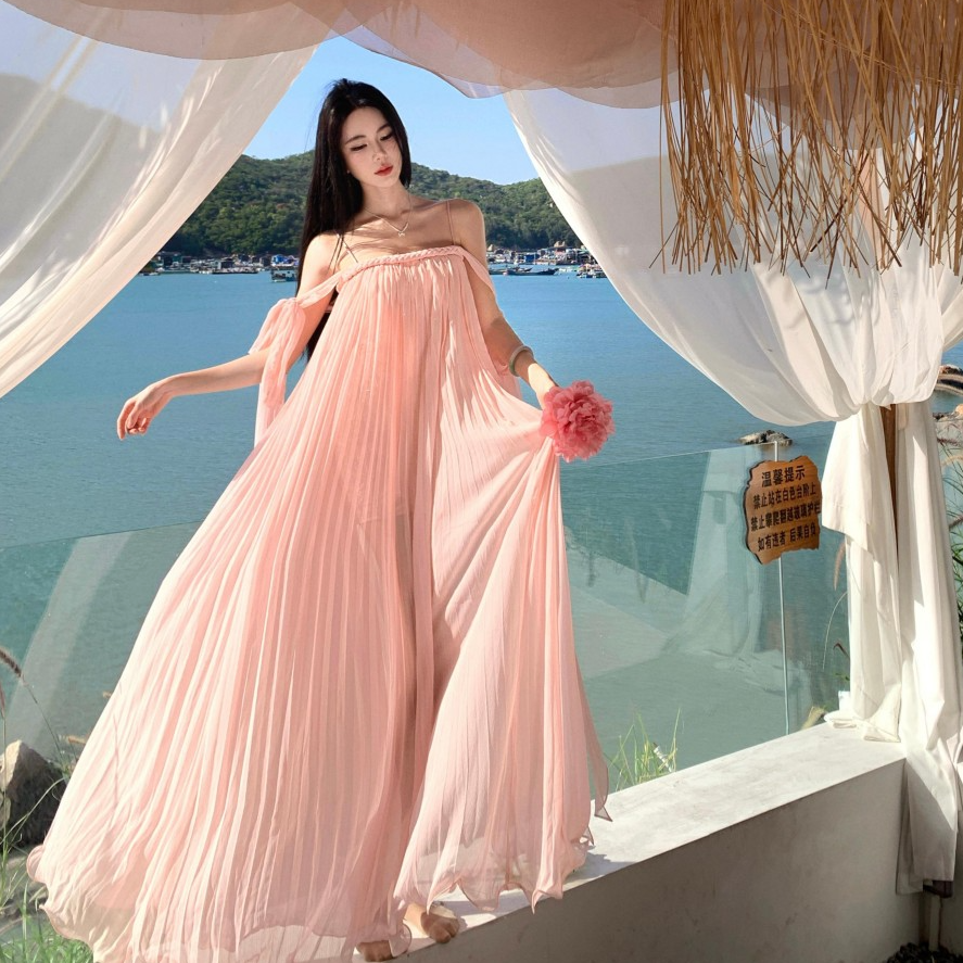 粉樱绝美海边度假不撞款粉色长款吊带连衣裙沙滩连衣裙长裙飘逸