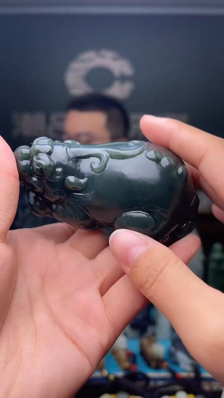 未镶嵌和田玉挂件1