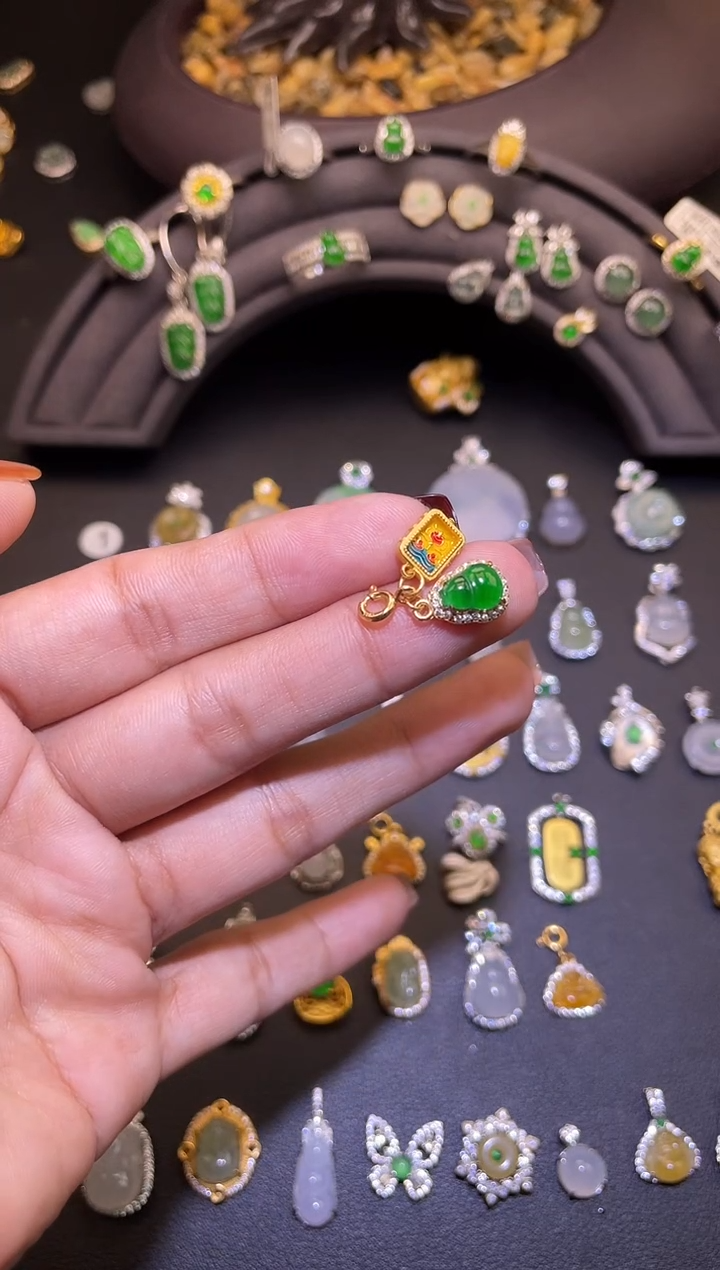 吊坠(不含链)银S925镶嵌翡翠1