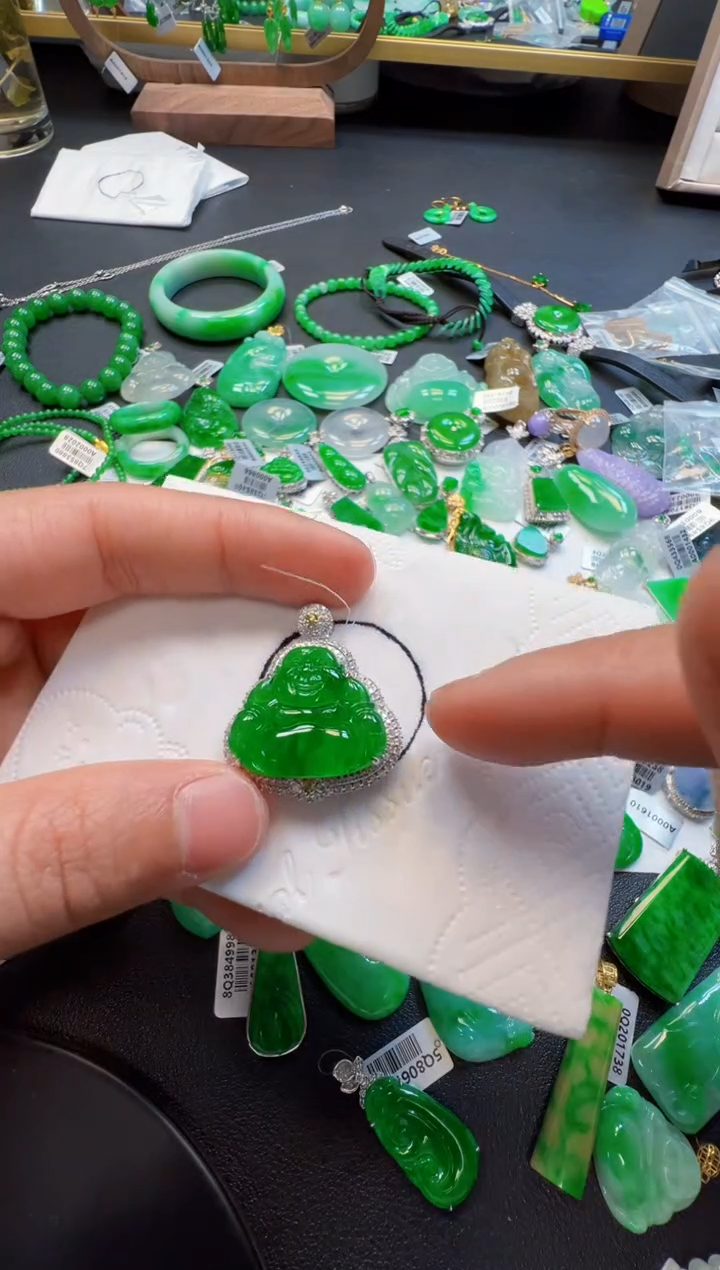 【闪购商品】定制翡翠18K金镶嵌33800元