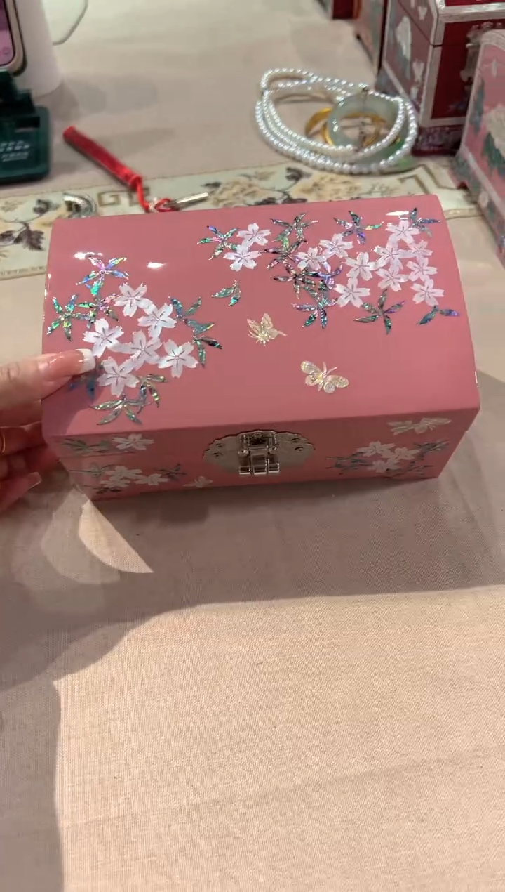 【闪购商品】微瑕鱼锁满贝底弘贝雅螺钿漆器文化馆