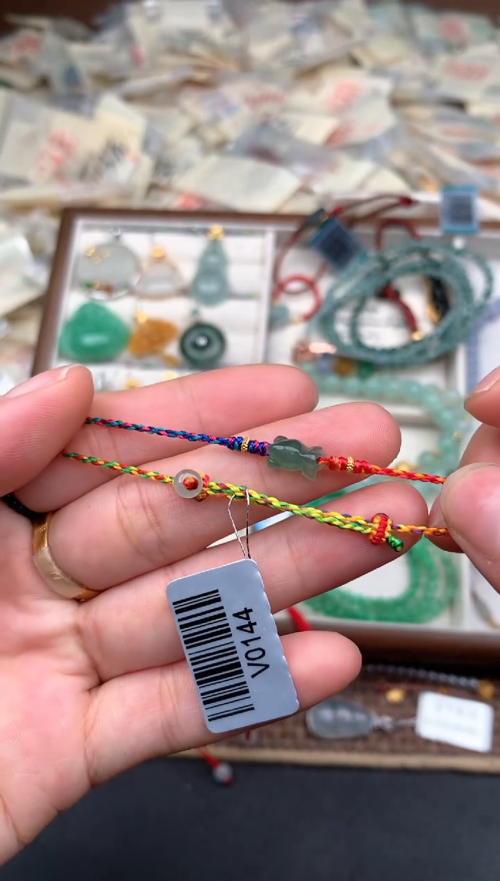 未镶嵌挂件翡翠一