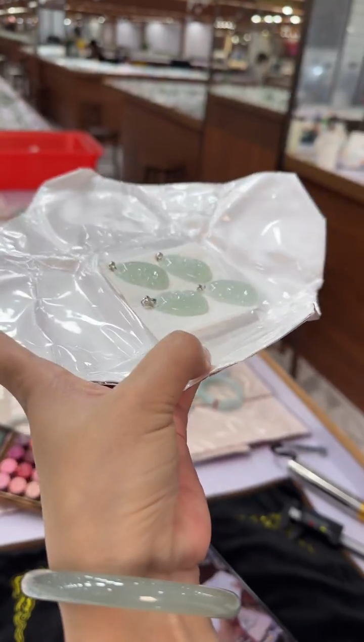 未镶嵌挂件翡翠如意多样性发一