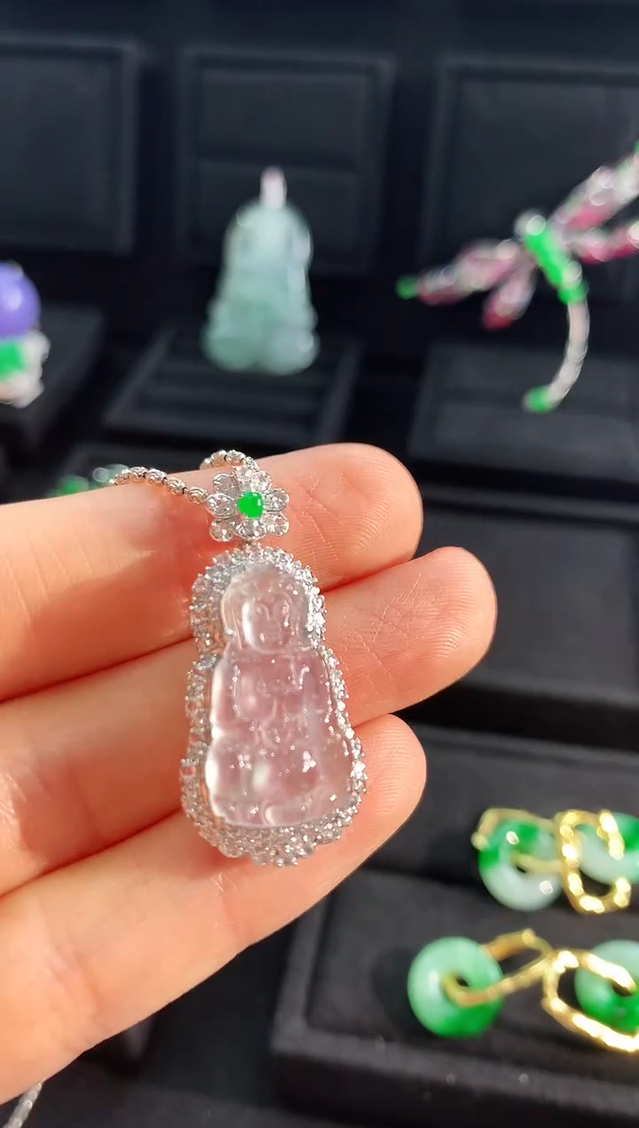 【闪购商品】翡翠吊坠(不含链)18K金镶嵌吊坠