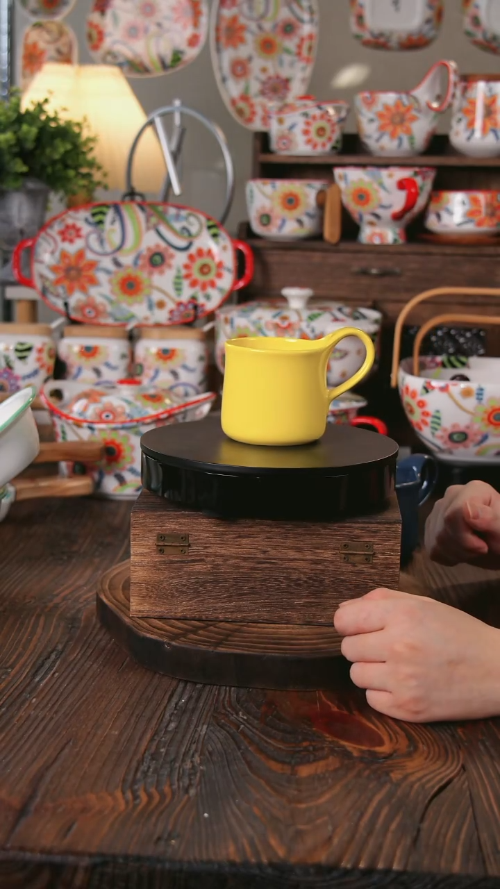 碗创意个性杯子陶瓷马水杯家用咖啡杯男女茶杯牛奶杯高柄黄色