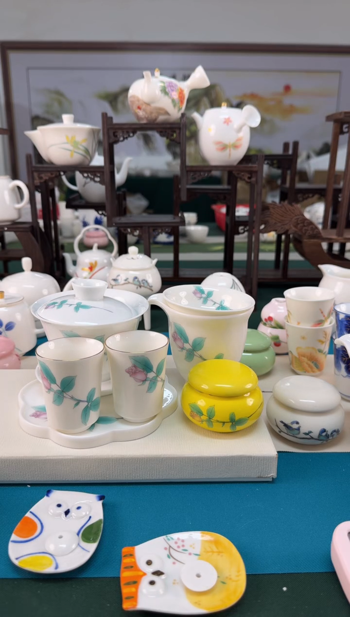 【闪购商品】瓷器 ······.......