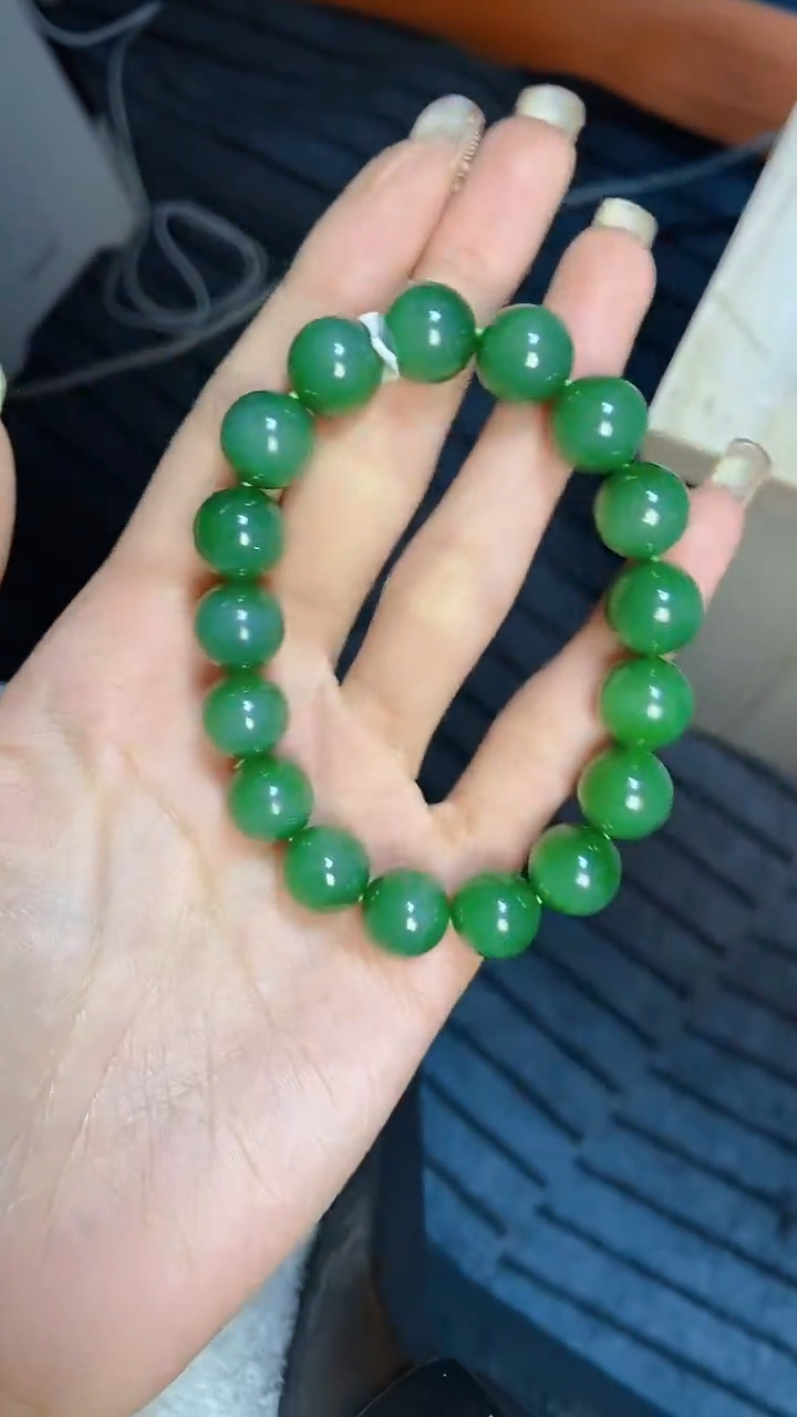 未镶嵌和田玉挂件1