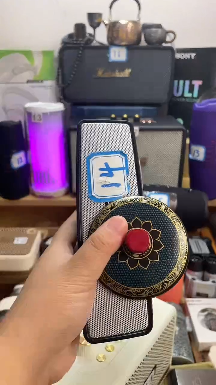 瓷片闪购商品 如图所示