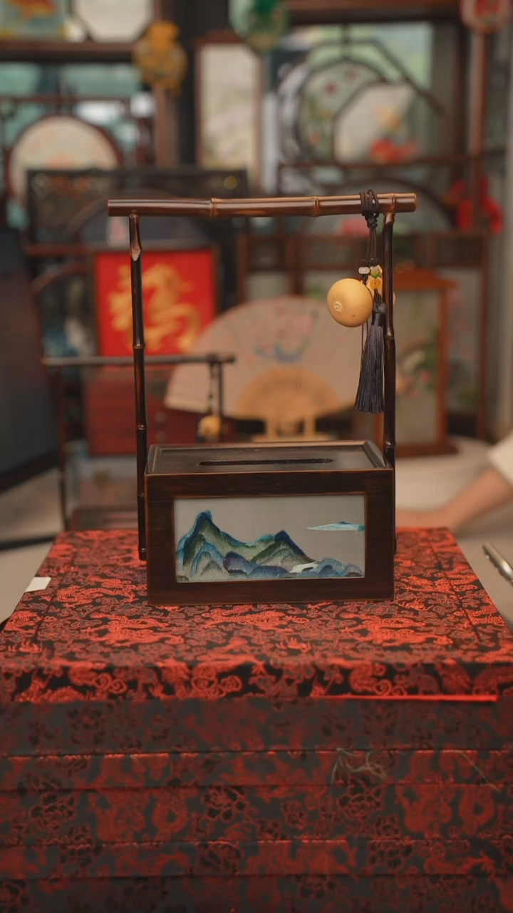 扇子纸巾盒 紫竹手柄 宽度18CM 高度30CM