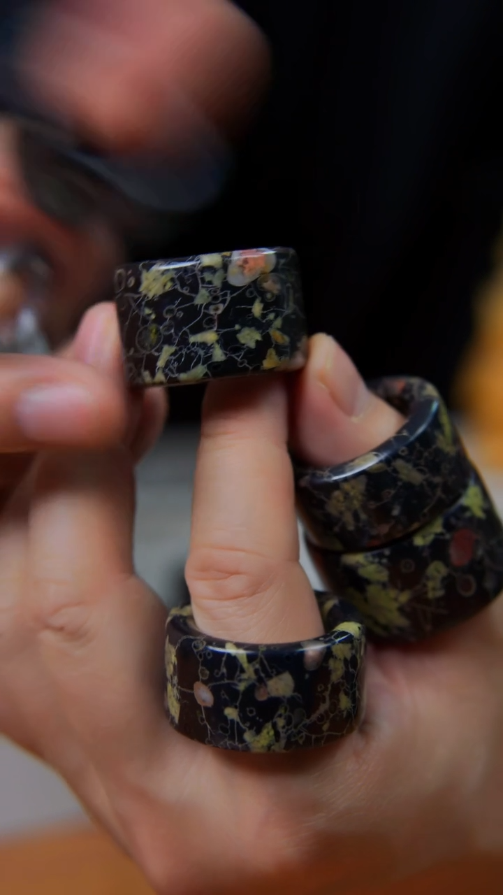 41梅花玉，安山玉一物一拍