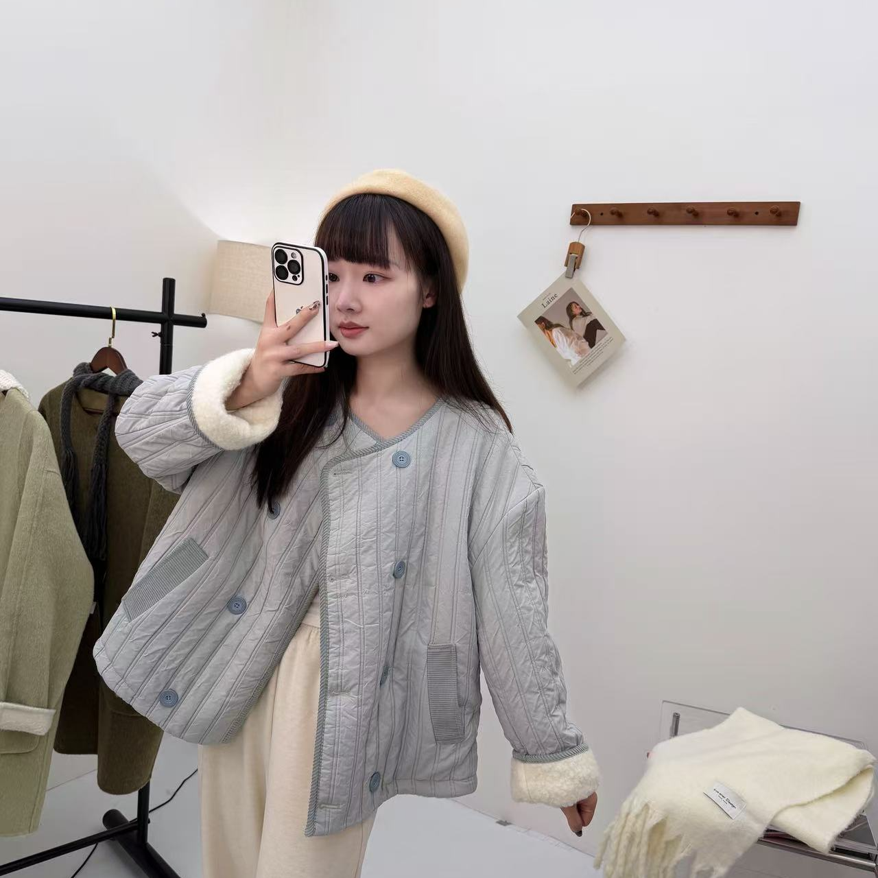 两面穿羊羔毛外套女慵懒风2025冬季新款设计感