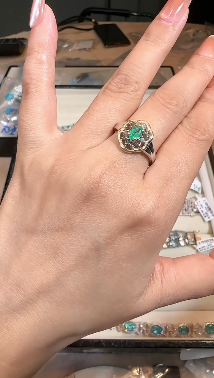 【闪购商品】定制祖母绿戒指银S925镶嵌戒指