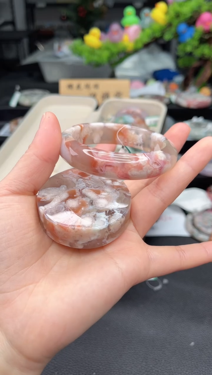 石英质玉未镶嵌手镯56圈口（赠送镯心）2S9489