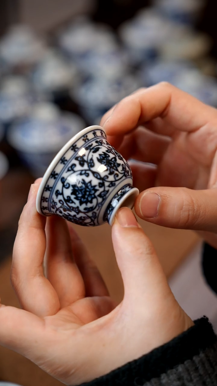 【闪购商品】缠枝小压手1111111111