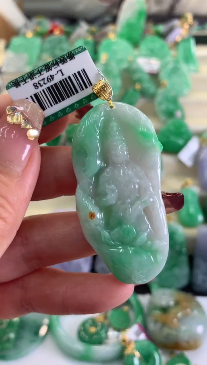 【闪购商品】翡翠吊坠(不含链)18K金镶嵌挂件