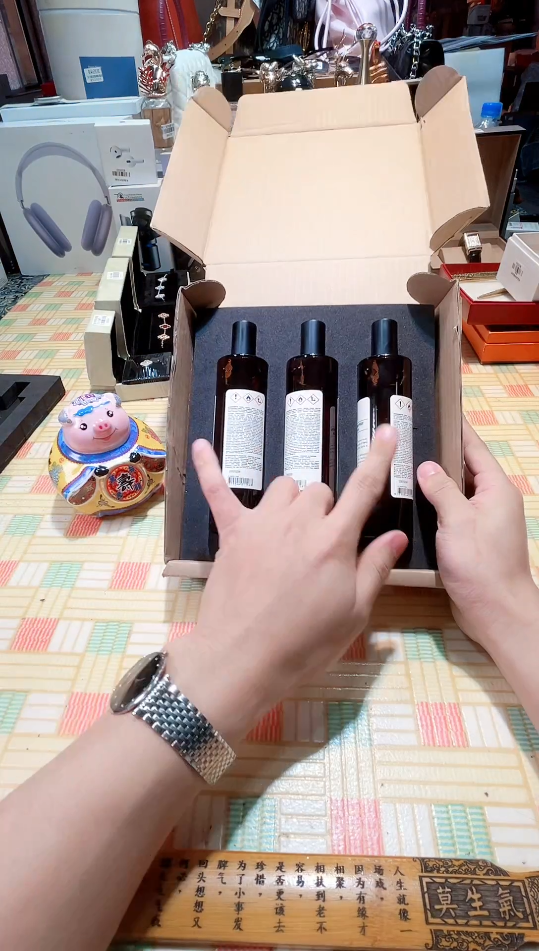瓷片瓷器 库房到期 全部地板价@@1