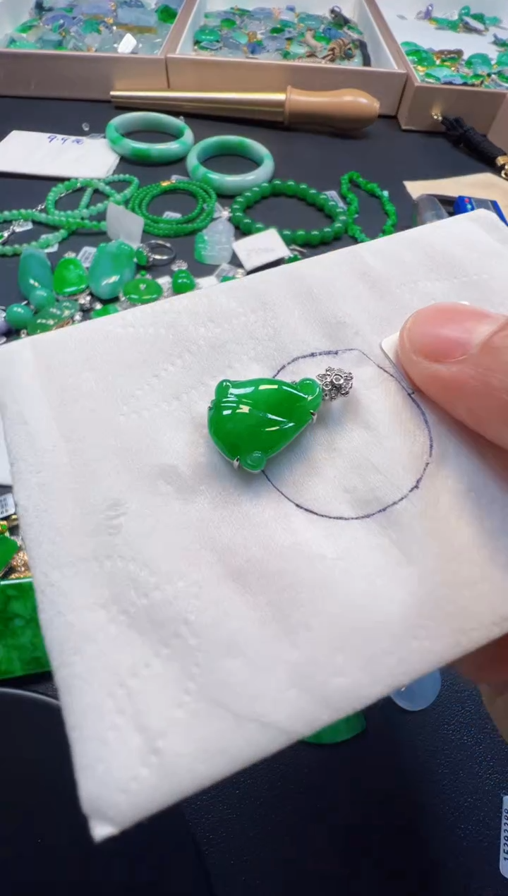 【闪购商品】定制翡翠18K金镶嵌5800元