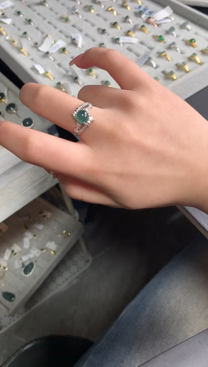【闪购商品】翡翠戒指银S925镶嵌5124