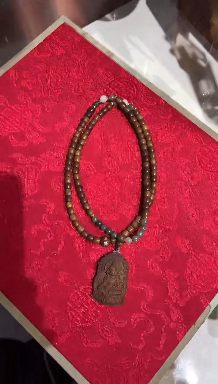 【闪购商品】沉香木手串22绿棋翡翠正德高级精美精品