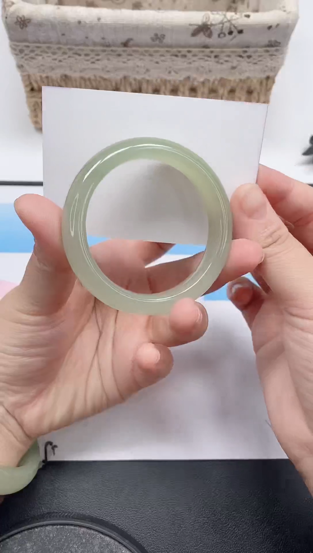 未镶嵌手镯石英质玉42/52-53