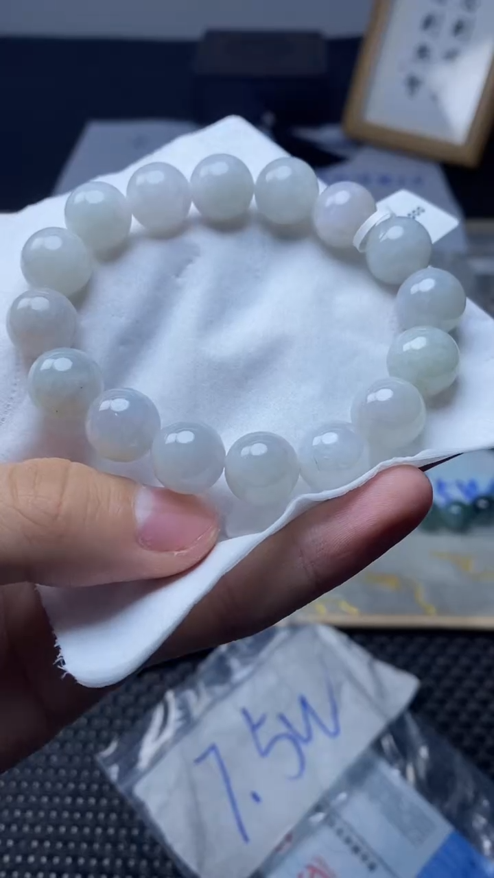 未镶嵌定制翡翠翡翠