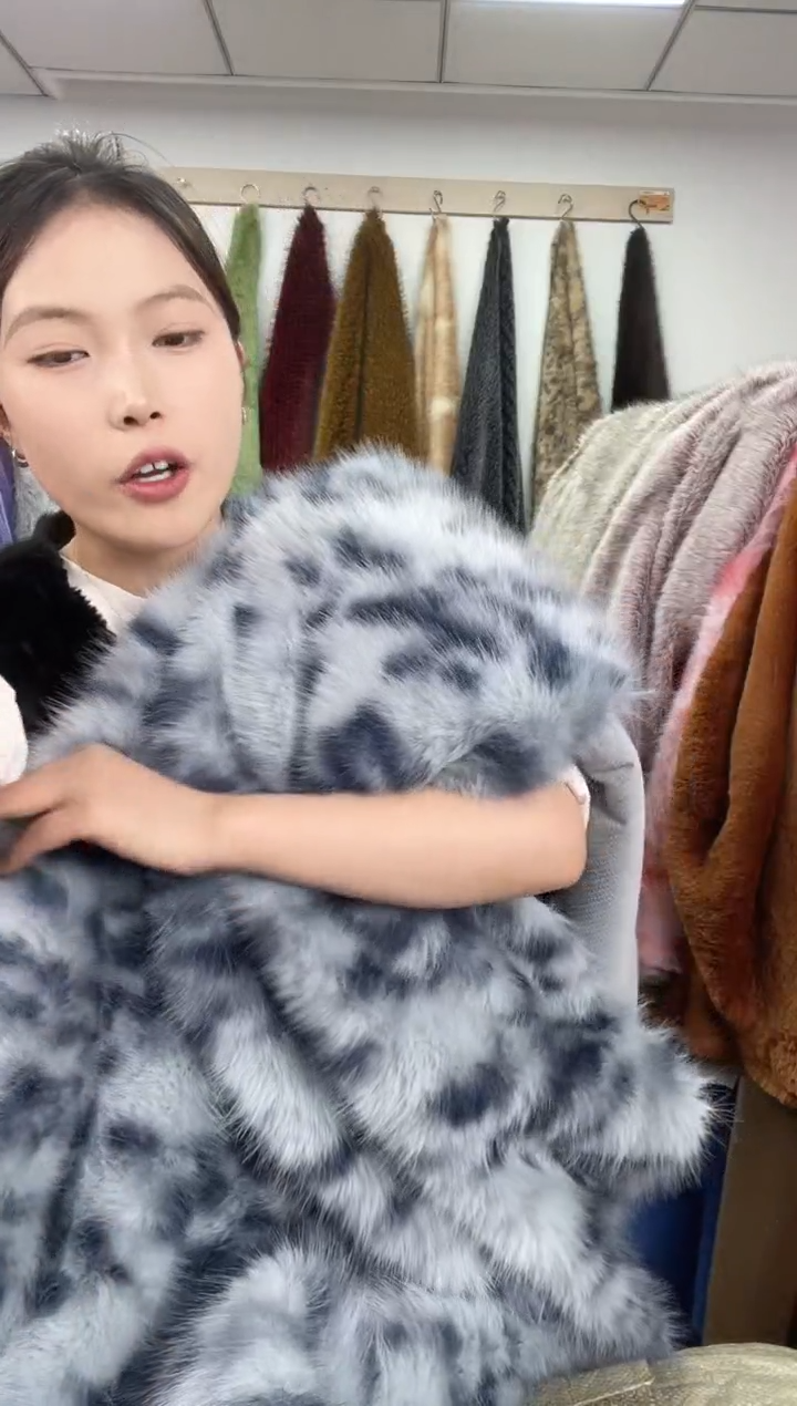 狐狸毛A109尺寸1.8*1