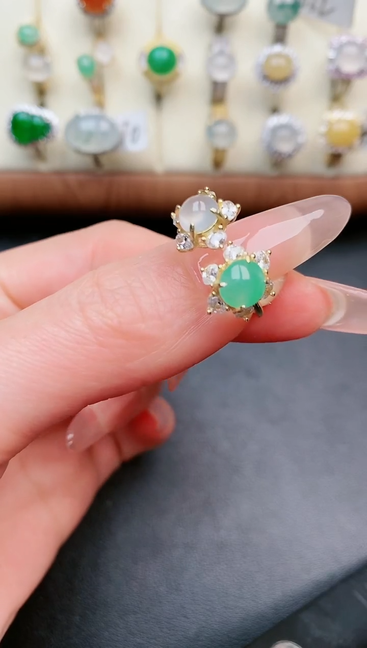 【闪购商品】翡翠戒指银S925镶嵌......
