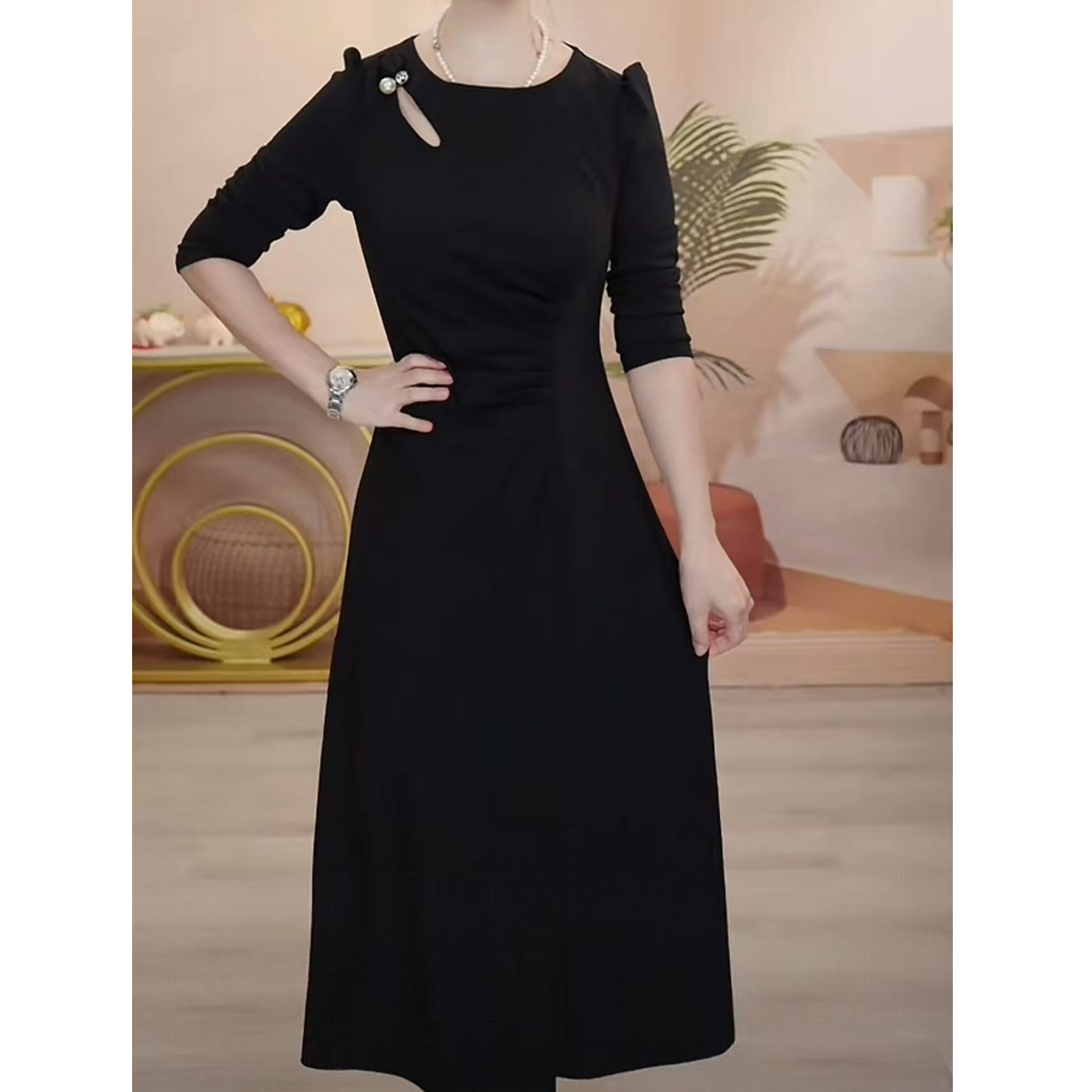 M1707 赫本风法式优雅连衣裙2025新款高端设计感开叉显瘦黑色