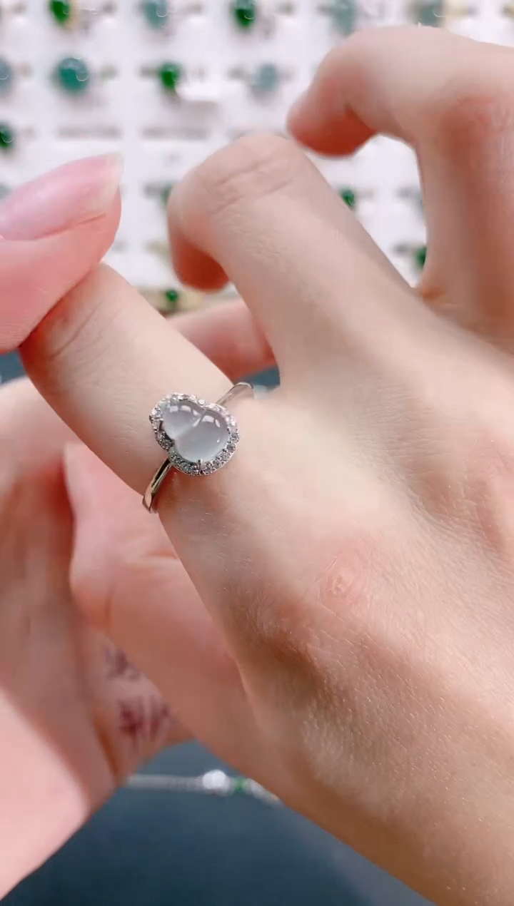 【闪购商品】翡翠戒指银S925镶嵌天然翡翠