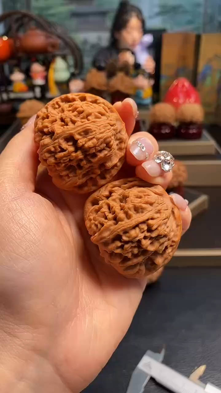 【闪购商品】文玩核桃吊坠K353南疆石44