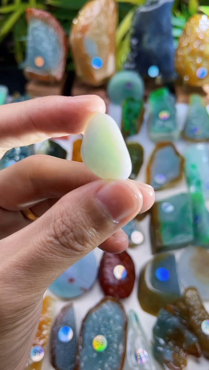 未镶嵌定制翡翠1