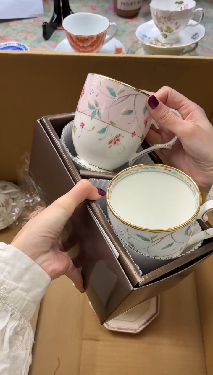 瓷片   粉蓝马克