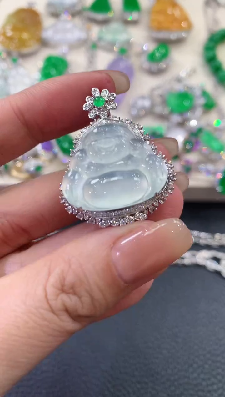 【闪购商品】翡翠吊坠(不含链)18K金镶嵌 B74