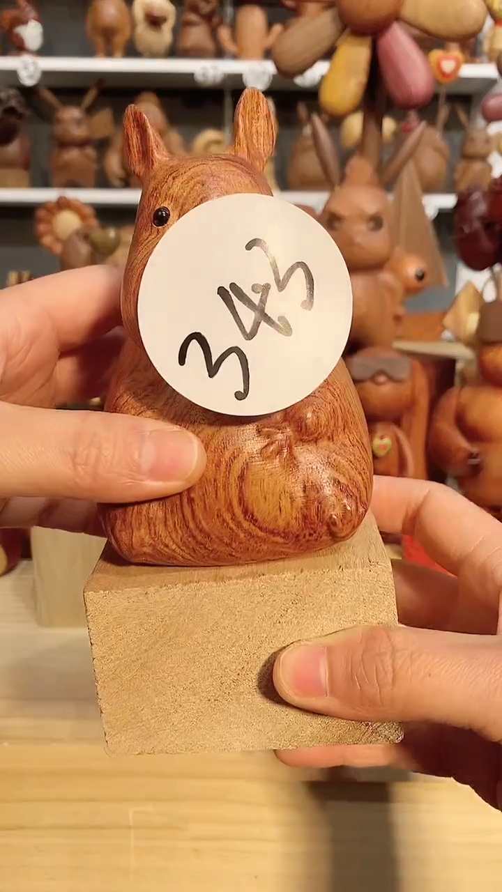 【闪购商品】木木雕摆件可爱卡通