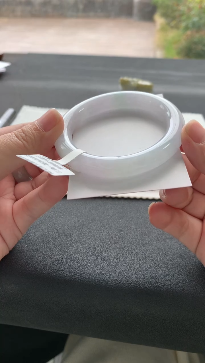 【闪购商品】翡翠手镯未镶嵌55圆条Y1362买断