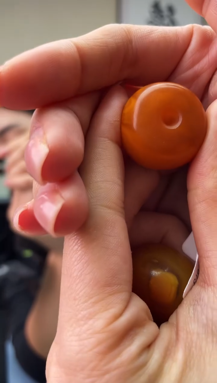 琥珀未镶嵌珠宝奇石T0假一罚十，多样性发一件