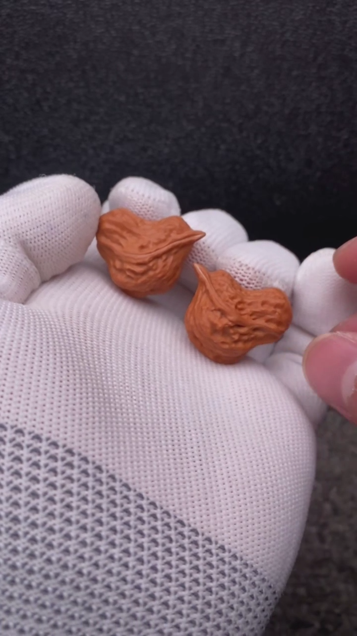 【闪购商品】文玩核桃把件小鸟