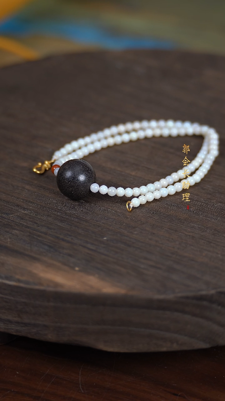 【闪购商品】泥塑红土龙涎合香项链