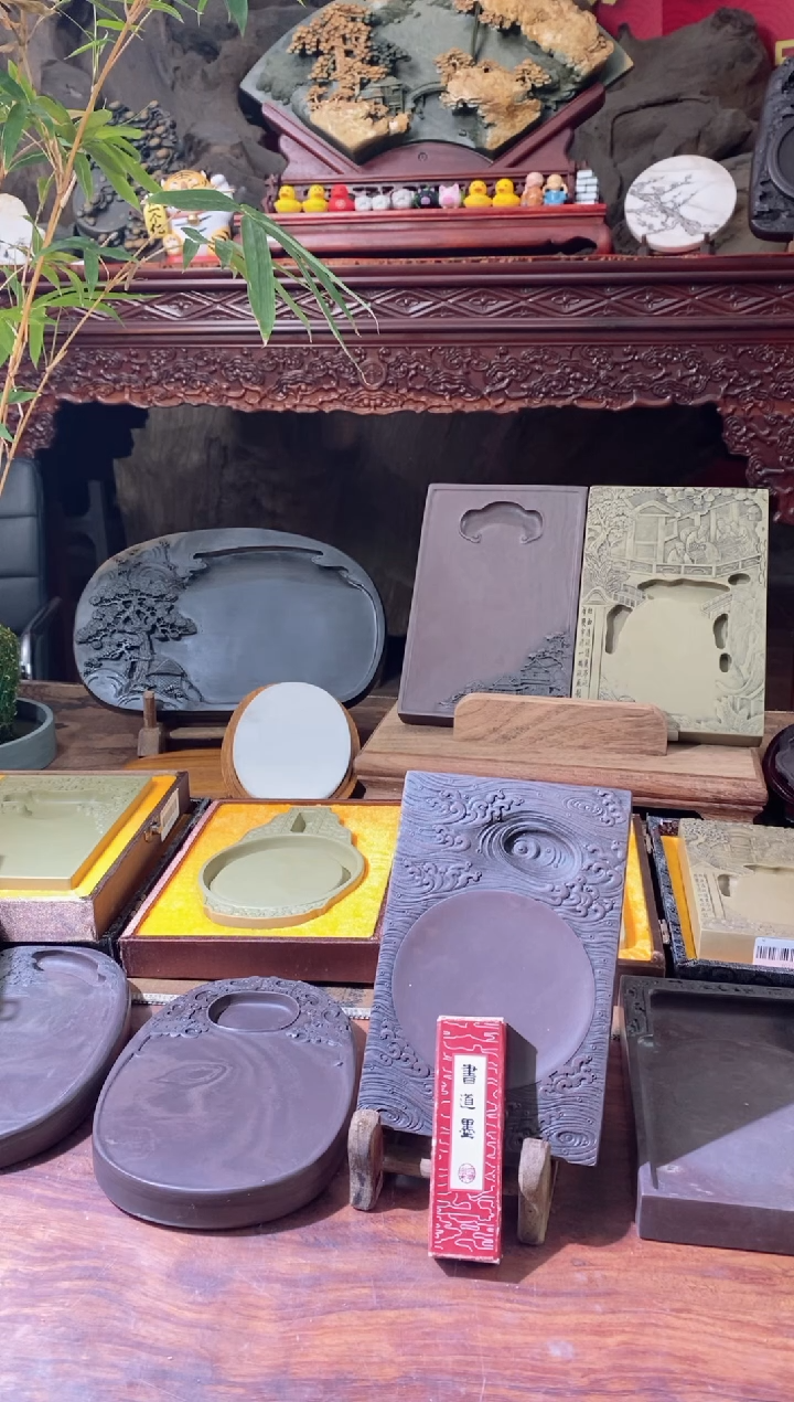【闪购商品】砚乡姐妹端砚宋坑雕刻作品+书道墨x1
