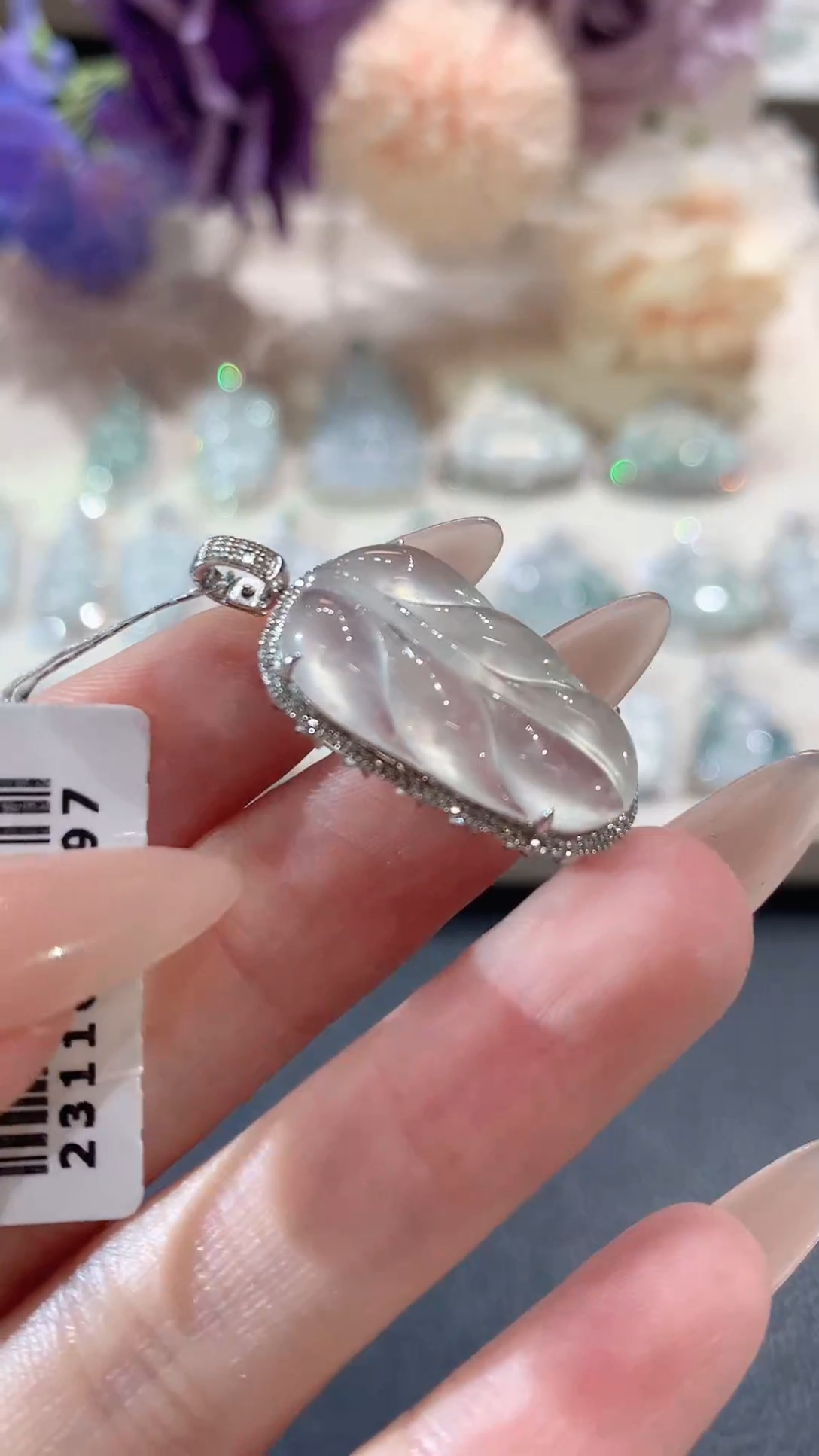 吊坠(不含链)18K金镶嵌翡翠A17